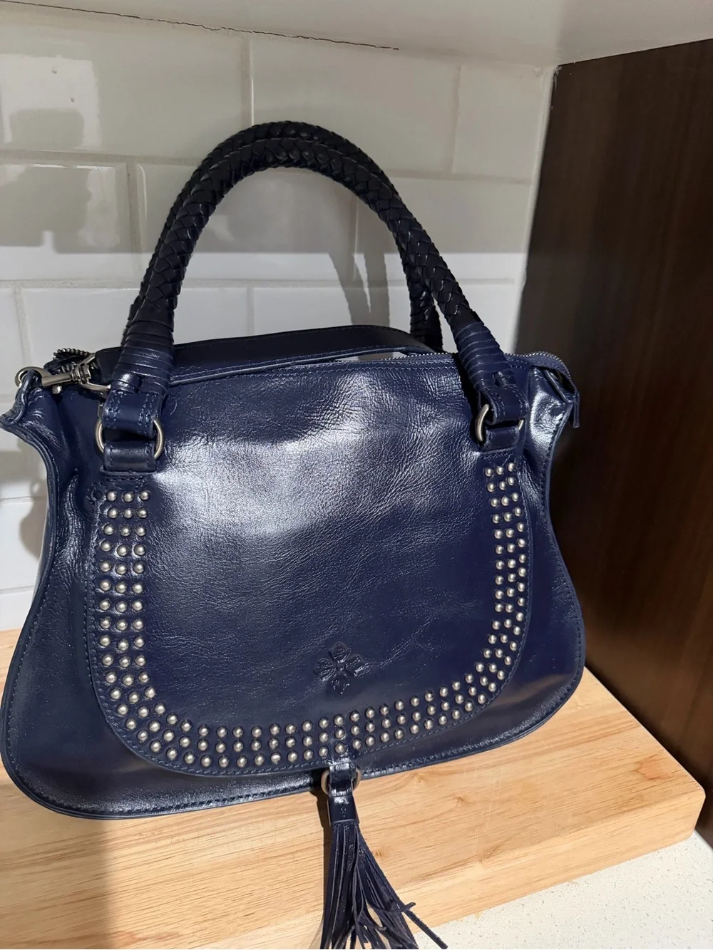 Patricia Nash Discovery Leather Vernazza Flap Satchel Navy‎